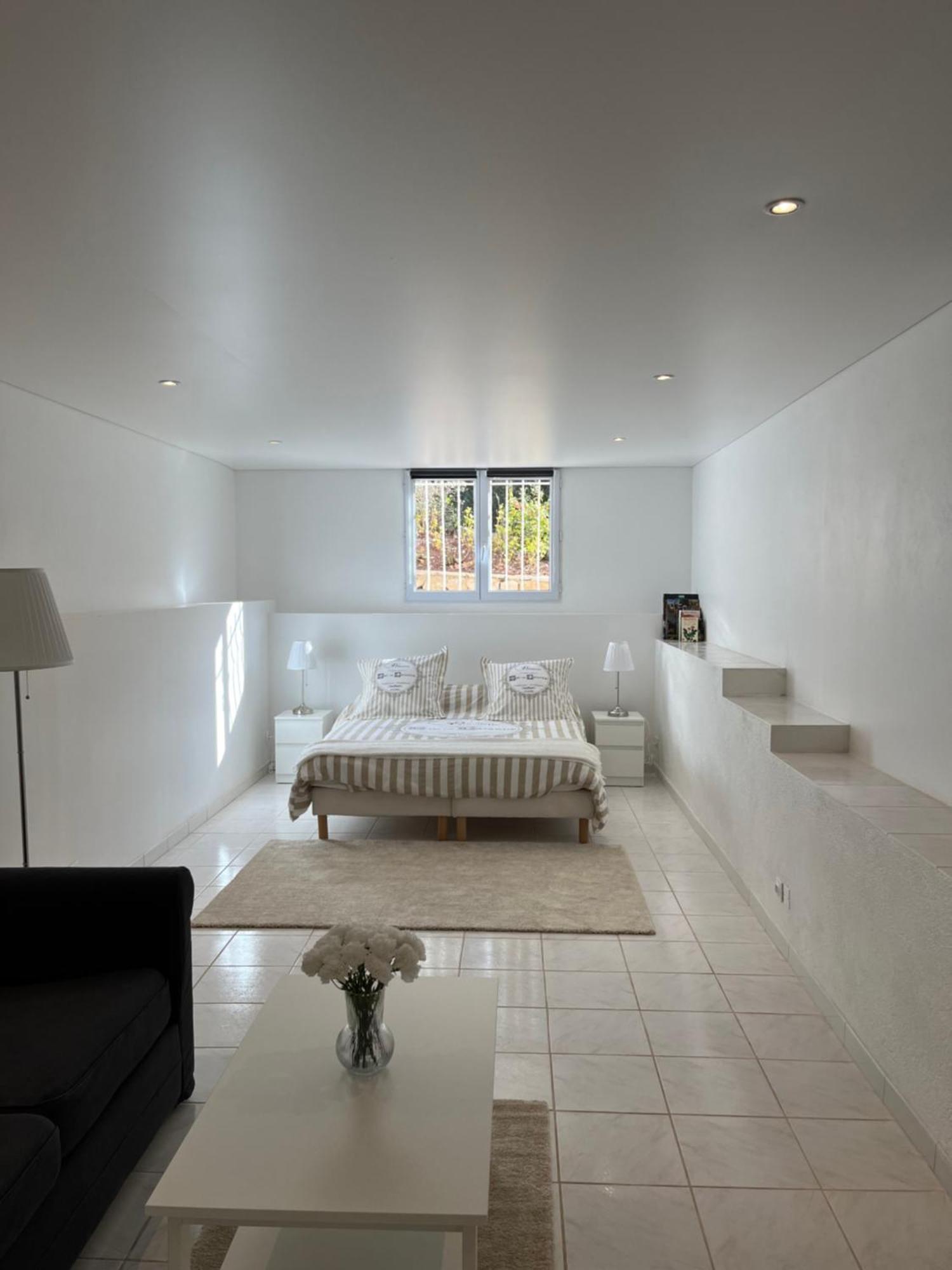 T3 Avec Jardin Et Piscine Privee Apartment Velaux Екстериор снимка